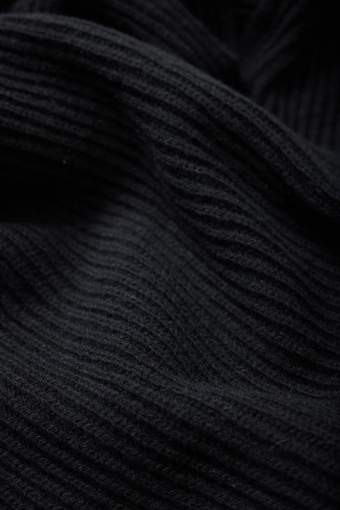  cashmere scarf black from aveny